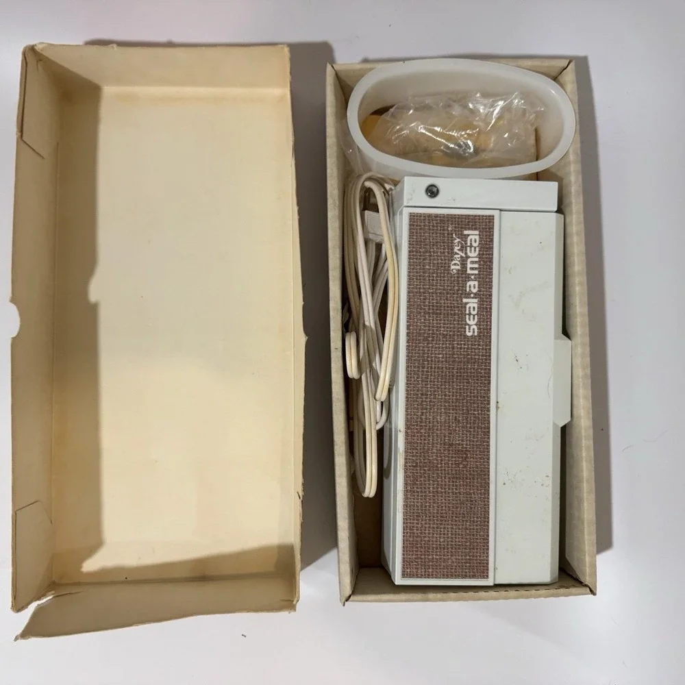 VTG 70s Dazey Seal-A-Meal Vacuum Sealing Appliance Original Box Model 5000